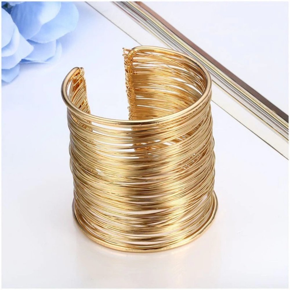 ❤️ NEW Gold-tone Wire Wrap Cuff Bracelet 2 1/4" Show Stopper - Picture 3 of 9